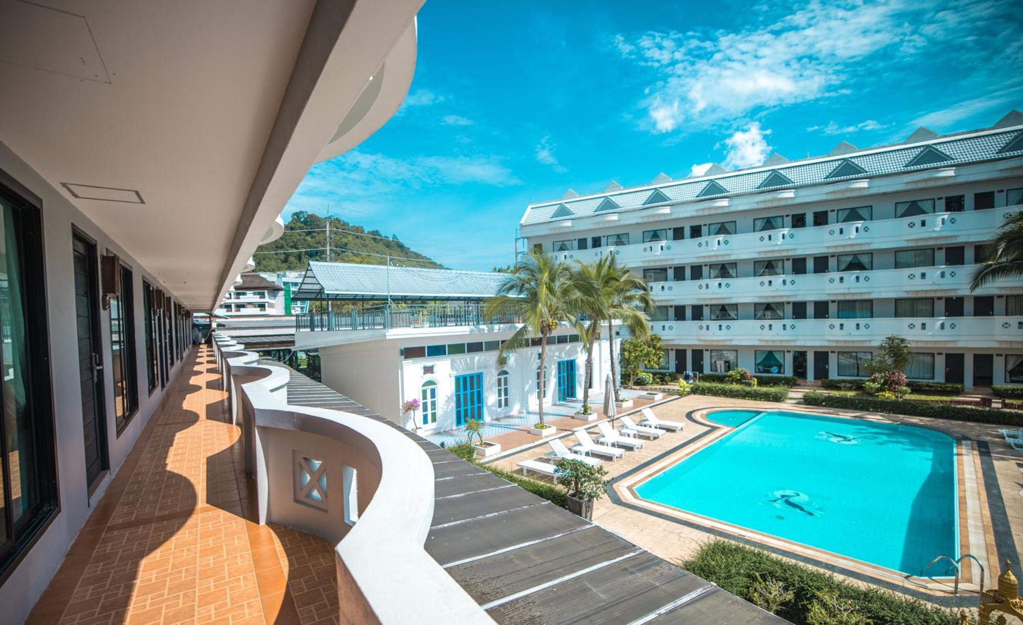 Blue Carina Hotel Phuket Екстериор снимка