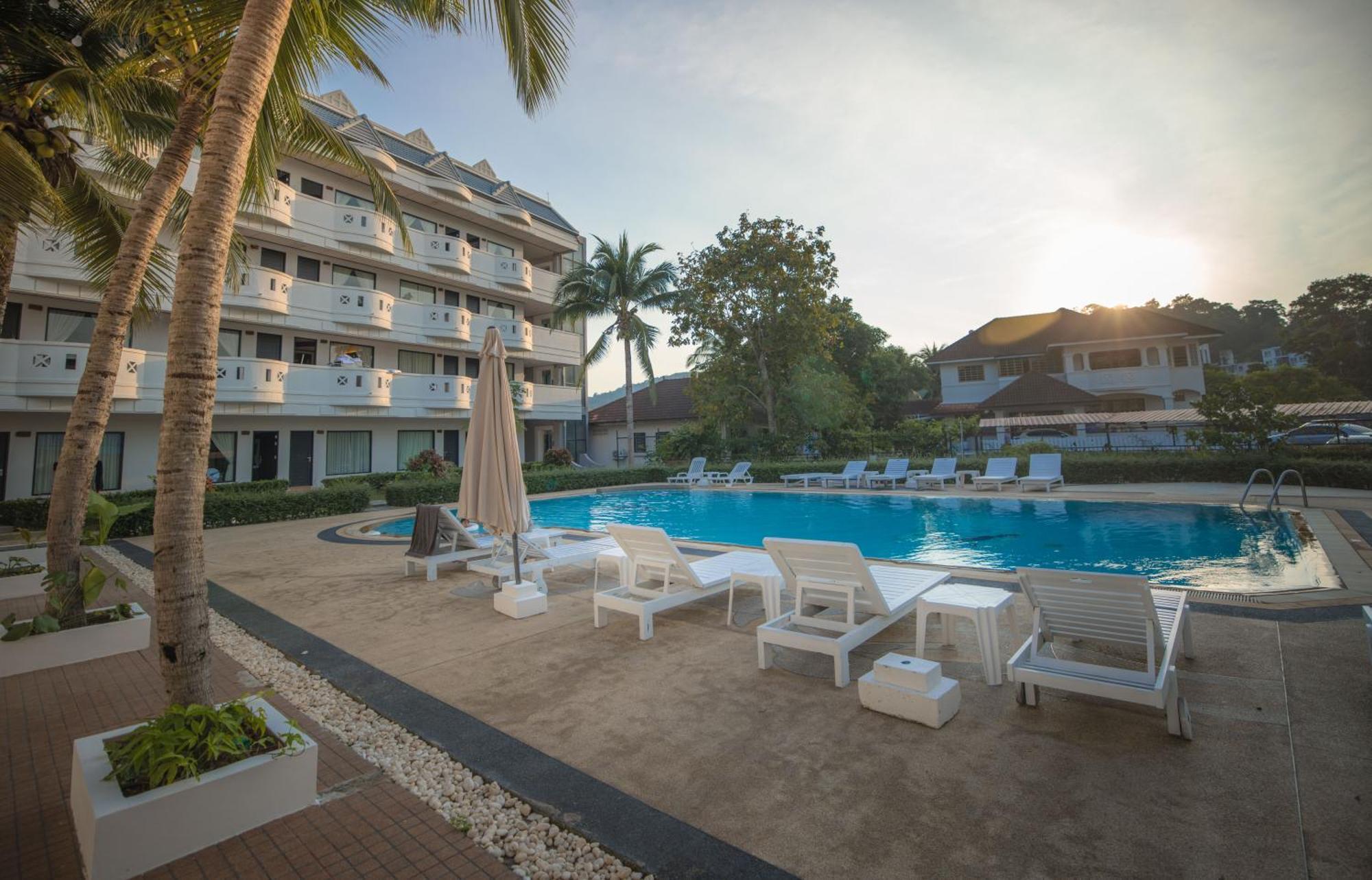 Blue Carina Hotel Phuket Екстериор снимка