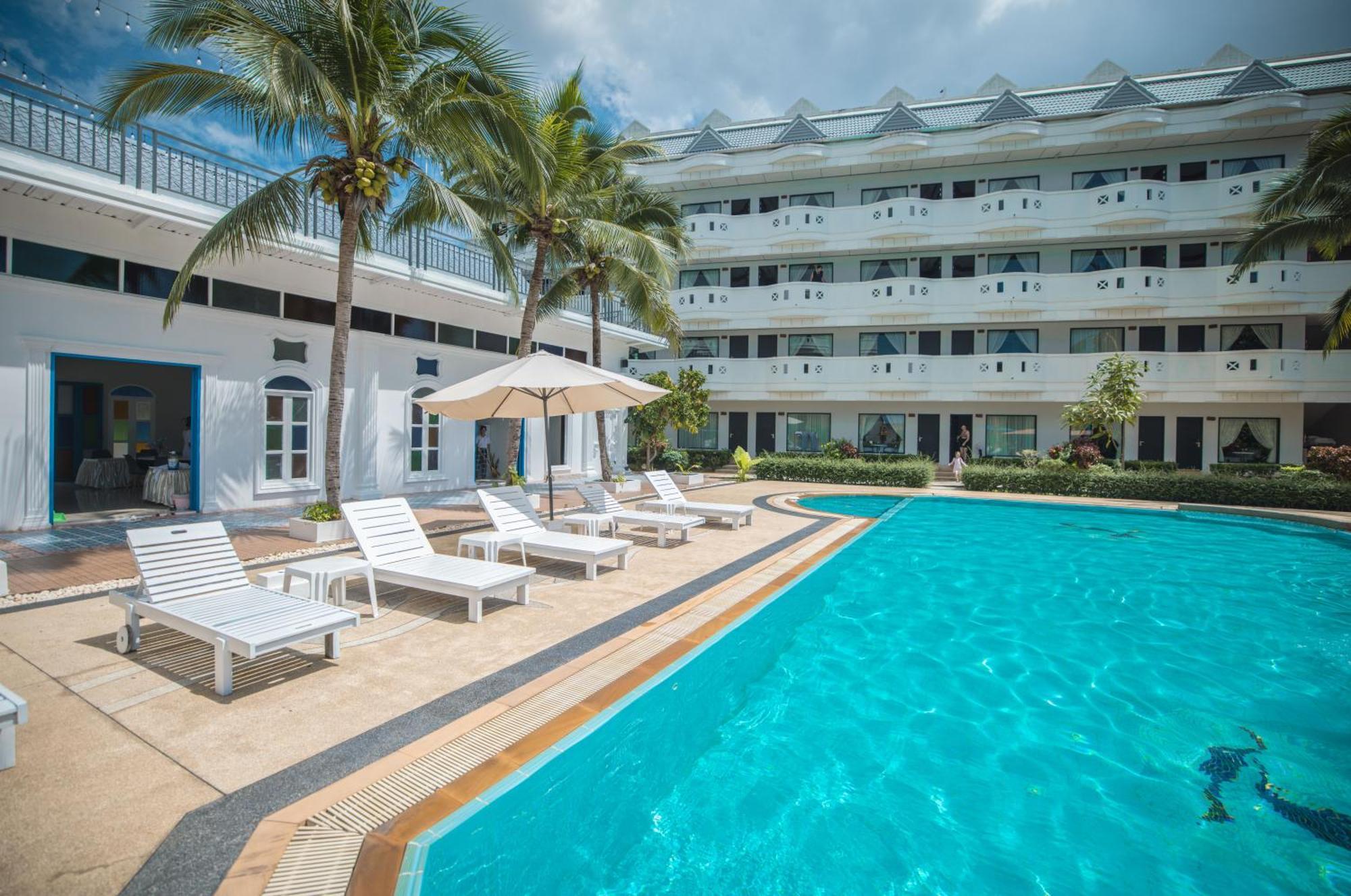 Blue Carina Hotel Phuket Екстериор снимка