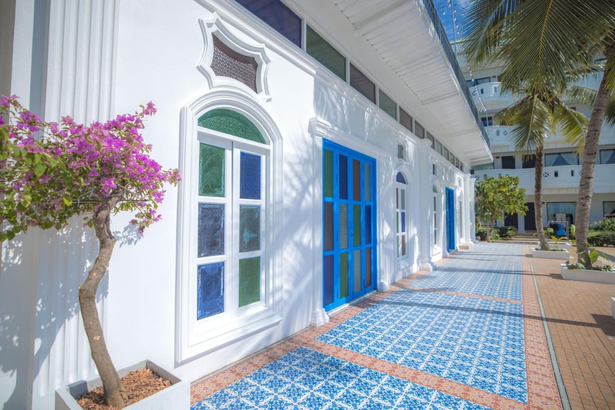 Blue Carina Hotel Phuket Екстериор снимка