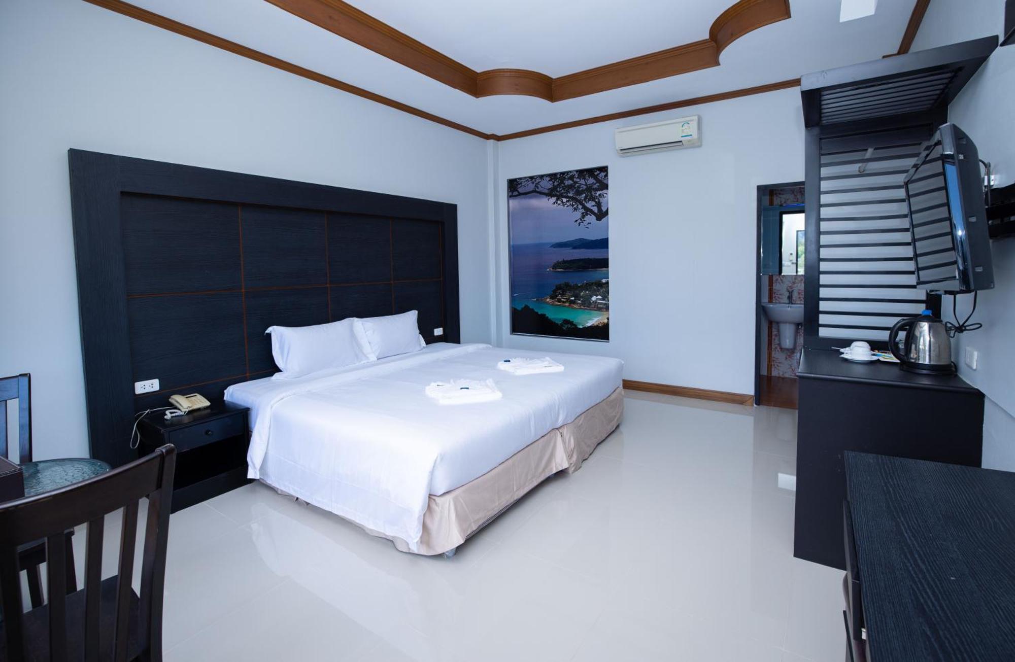 Blue Carina Hotel Phuket Екстериор снимка