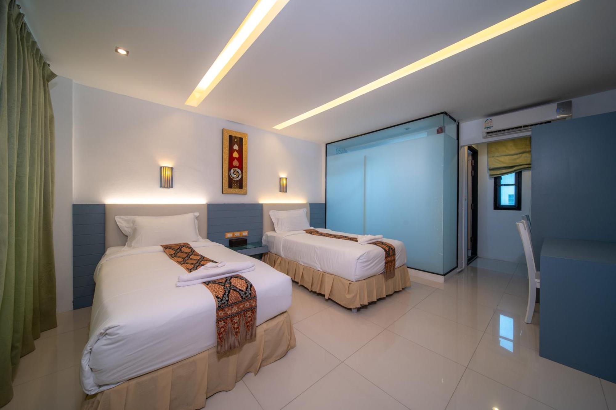 Blue Carina Hotel Phuket Екстериор снимка